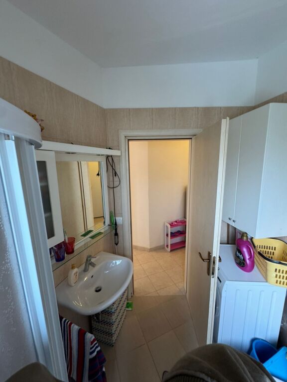 🏡✨ SHITET APARTAMENT NË REZIDENCËN LURA 1 – GJIRI I LALZIT 🌊
