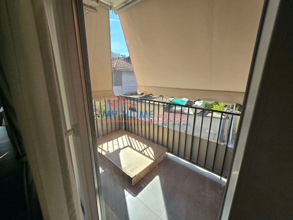 Apartament 1+1 me qera tek Stacioni i Trenit Tirane
