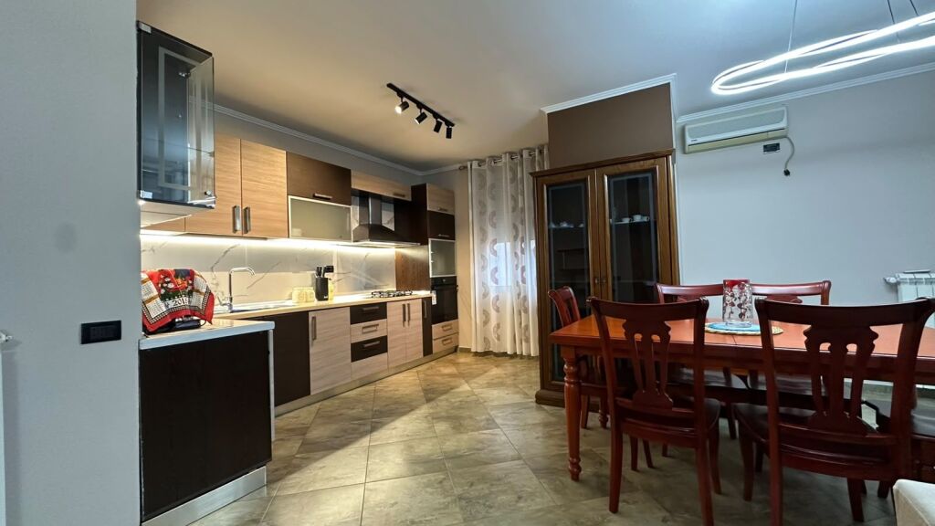 Apartament 2+1 me qira – Ali Demi