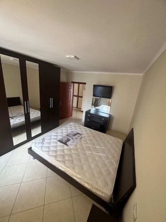SHITET APARTAMENT 1+1 PRANE KAZAZIT, DURRES