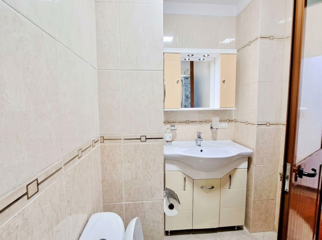 Appartamento 2+1 in affitto – Via Kavaja, Condor Center !