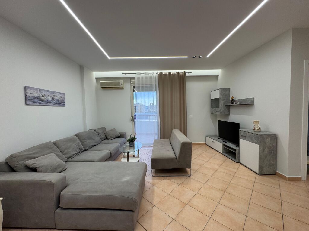 Appartamento in affitto 2+1+2+2