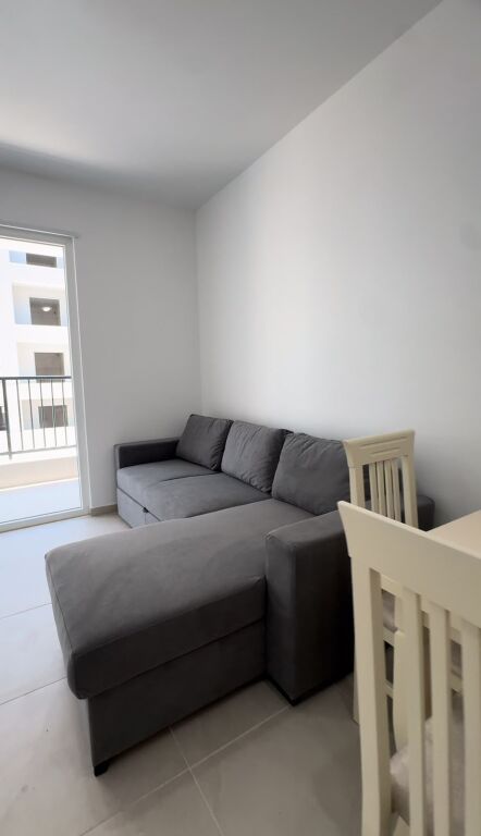 Shitet apartament 2+1 "Univers City"