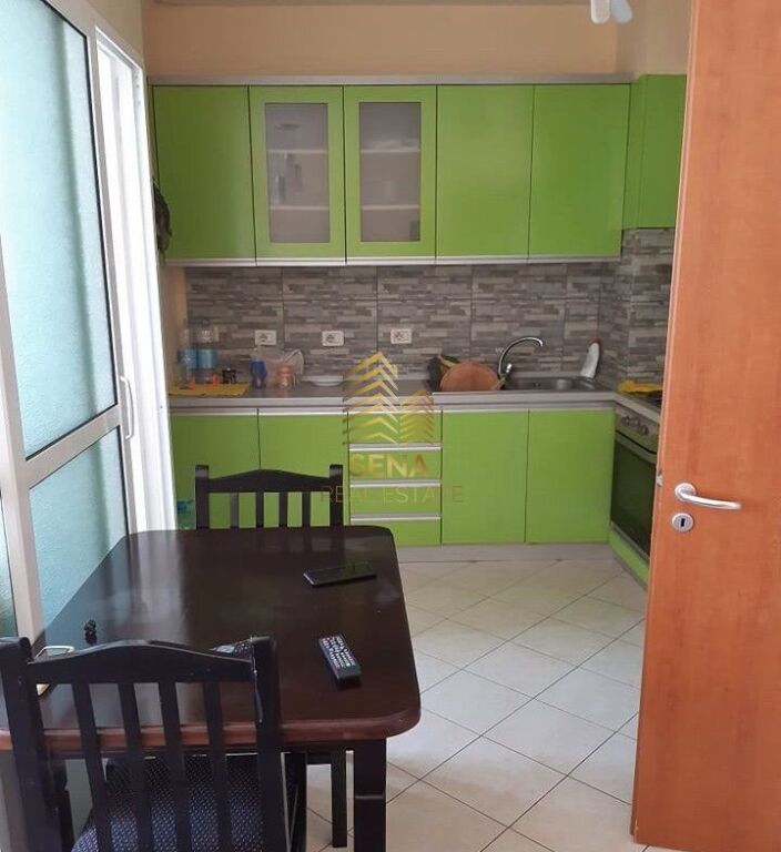 Qira, Apartament, 2+1+blk, Pallatet e Verdha – Kthesa e Kamzes, 40.000 Leke/Muaj