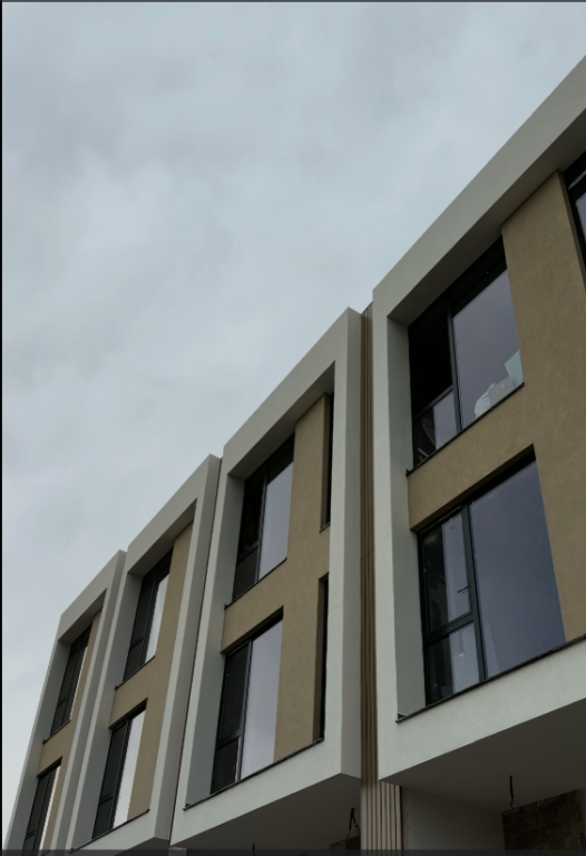 💸SUPER ÇMIM🏡Vile e bashkangjitur ne shitje, West Home, Farke✨