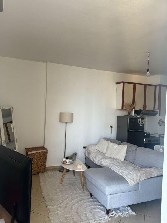 Apartament 1+1 me qira – Përballë Kompleksit Delijorgji !