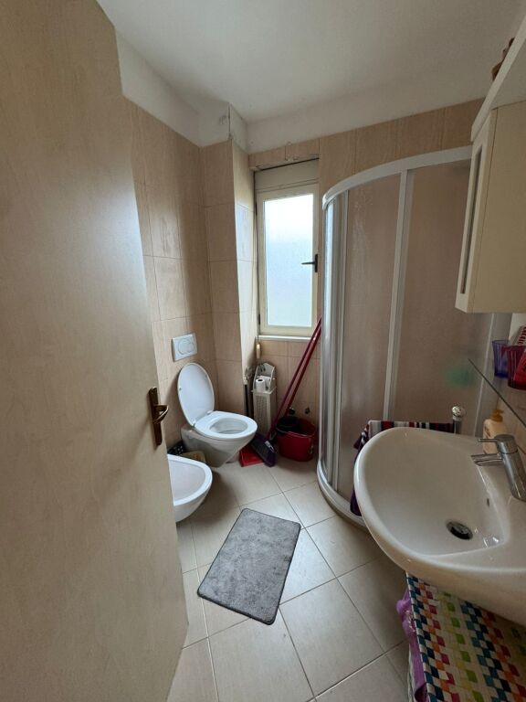 🏡✨ SHITET APARTAMENT NË REZIDENCËN LURA 1 – GJIRI I LALZIT 🌊