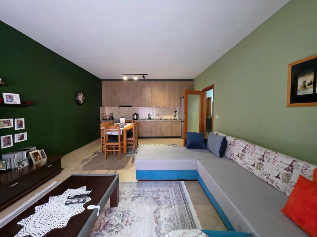 Shitet: 2+1+2wc + 2 Ballkone Komuna e Parisit - 📍115m² ( Jug Lindje) kati 5, Pamje Panoramike | 2250€/m² Çmim okazion 😬🔥
