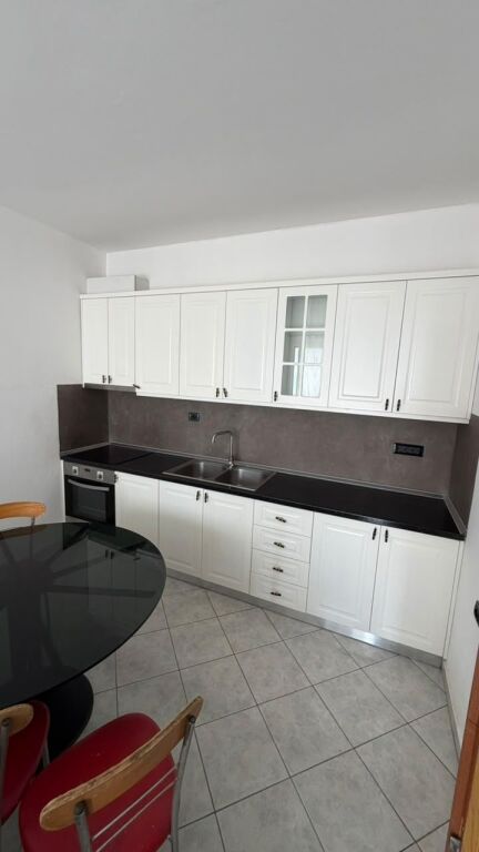JEPET ME QERA APARTAMENT 1+1 RROTA E KUQE, PLAZH, DURRES