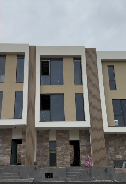 💸SUPER ÇMIM🏡Vile e bashkangjitur ne shitje, West Home, Farke✨