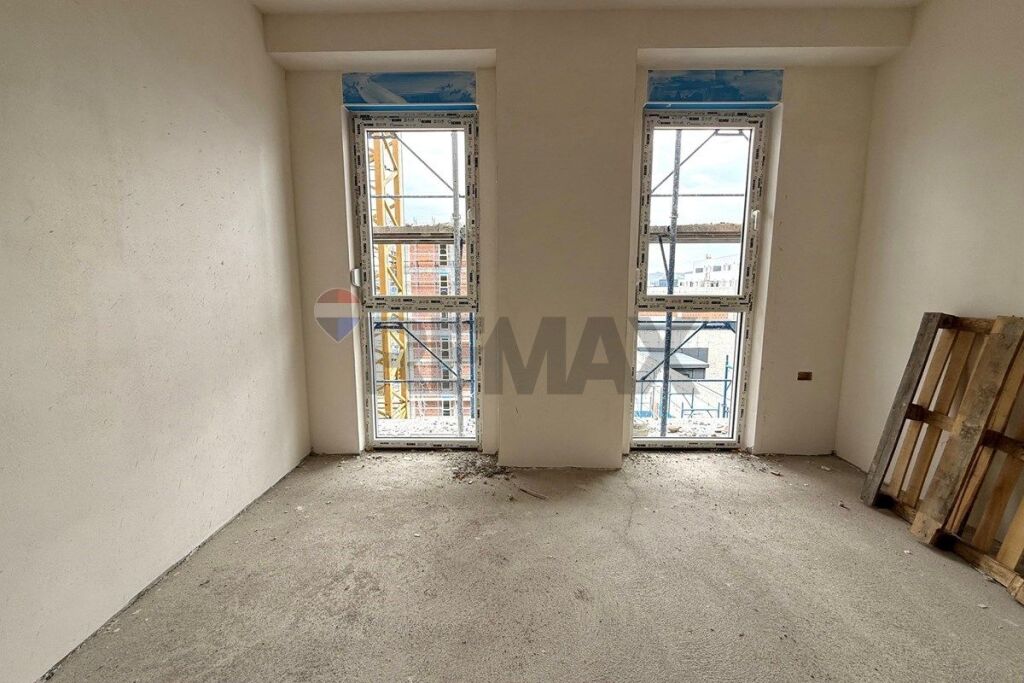 Shitet apartament 3+1 te Reidenca Orbital, Tiranë