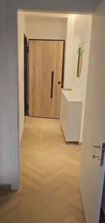 Shitet Apartament 1+1