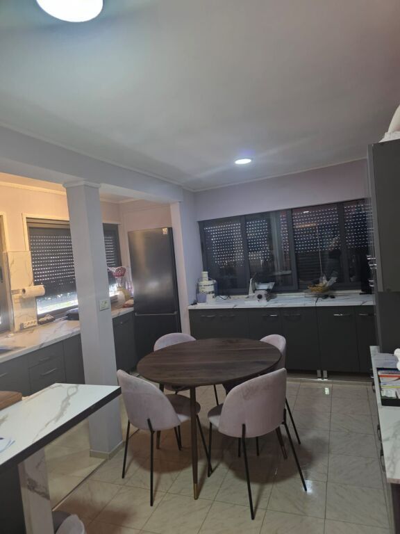 Apartament 2+1+Post Parkimi me Qera Rruga Dritan Hoxha ID 0011