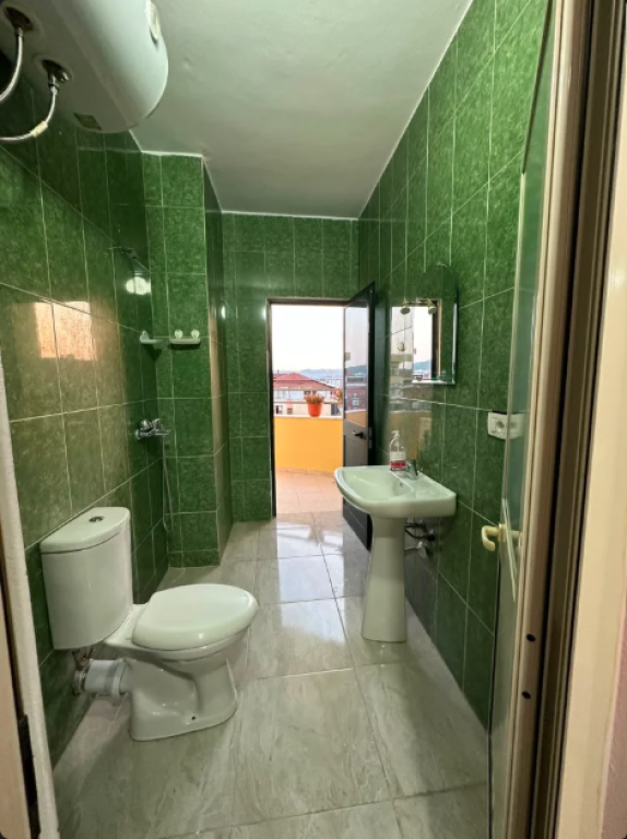 Apartament 1+1 ne Shitje 21 Dhjetori Tirane