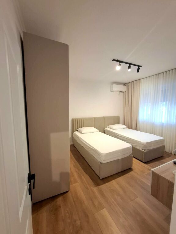 Jepet me Qira Apartament 1+1