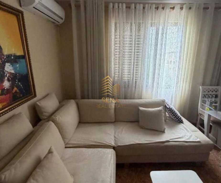 Rent, Apartment 2+1, Xhamllik, 60,000 Leke/month