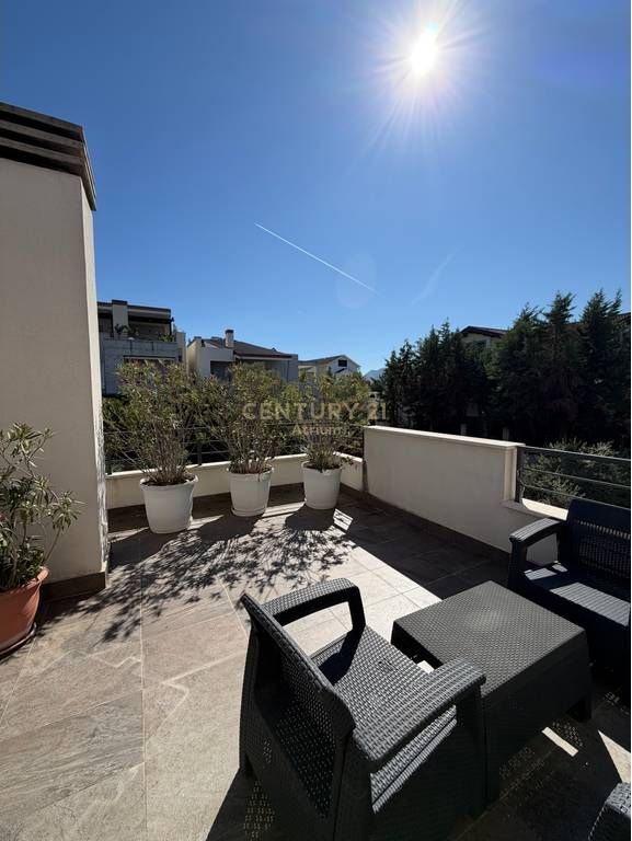 SHITET VILË ELITARE NË SUNRISE RESIDENCE, PRANË TEG