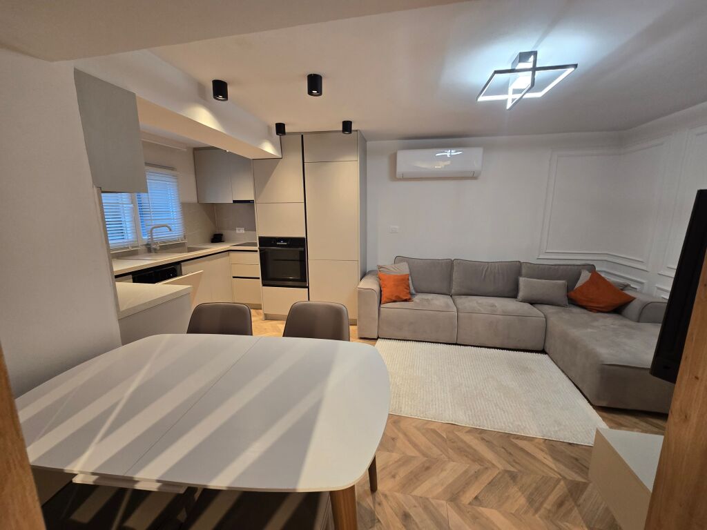 Appartamento 2+1 In Affitto Vicino al Complesso Grand