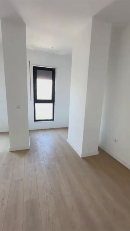 GARSONIERE ME QIRA – KOMUNA E PARISIT