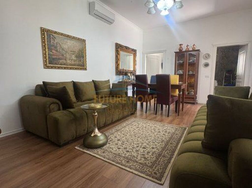 In vendita, Casa Privata, Ali Demi, Tirana