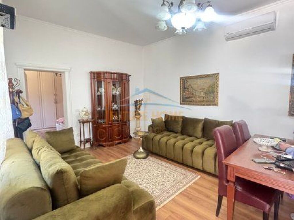 In vendita, Casa Privata, Ali Demi, Tirana