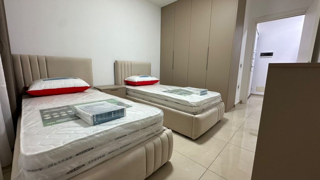Apartament 2+1 me qira – Shkolla e Bashkuar