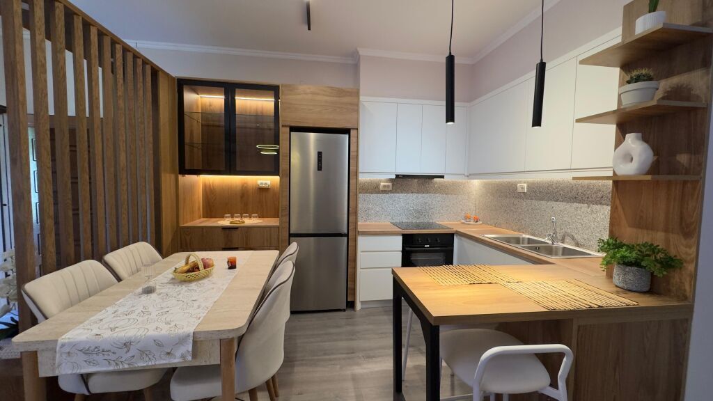 Super Appartamento 2+1+2WC in Affitto Vicino a Lake View Residence ID 0101