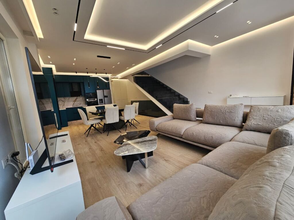 🏡 VILLA WITH PRIVATE POOL FOR RENT