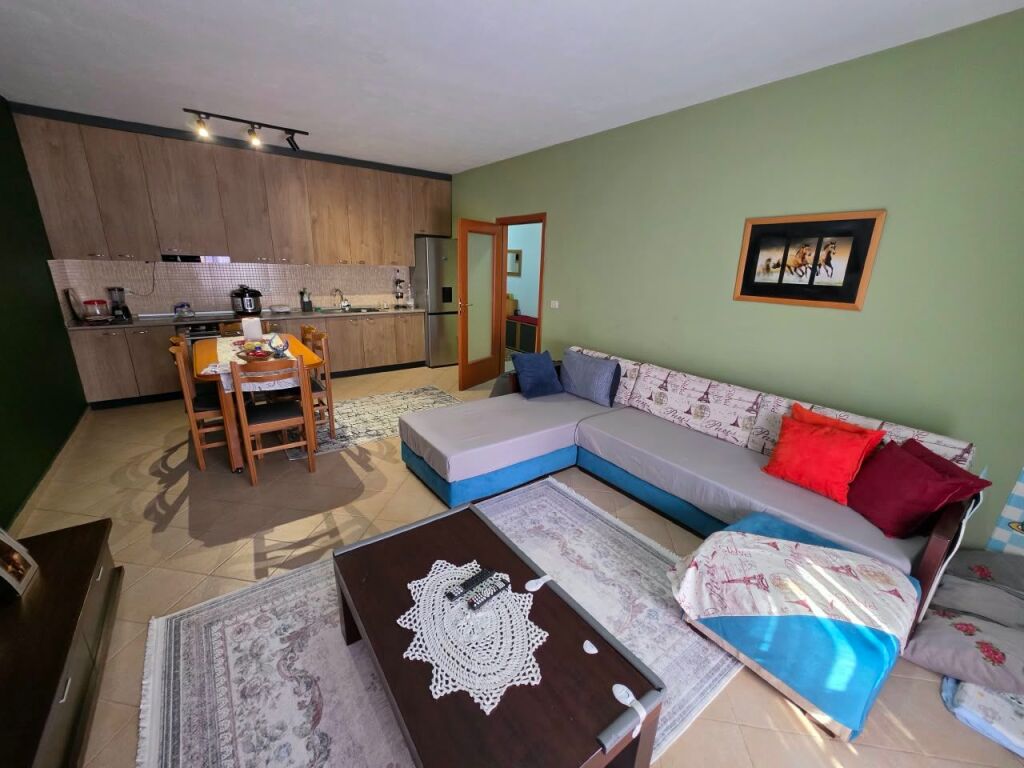 Shitet: 2+1+2wc + 2 Ballkone Komuna e Parisit - 📍115m² ( Jug Lindje) kati 5, Pamje Panoramike | 2250€/m² Çmim okazion 😬🔥