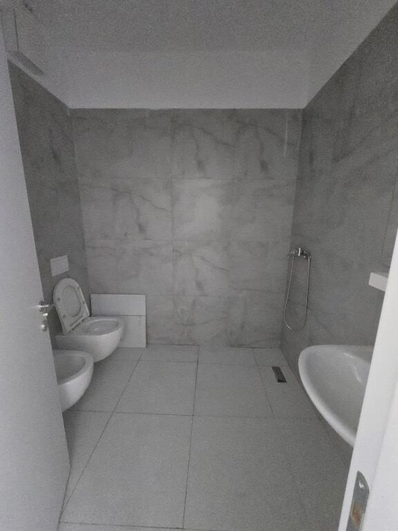 Jepet me qira apartament 1+1 – Univers City