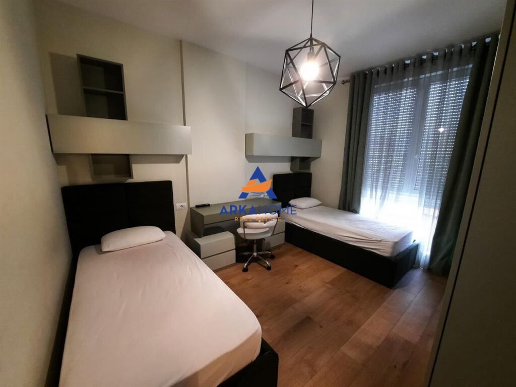APPARTAMENTO IN AFFITTO 2+1+BALCONE "21 DICEMBRE, VICINO AL MONDIAL HOTEL" 100.000 LEKE