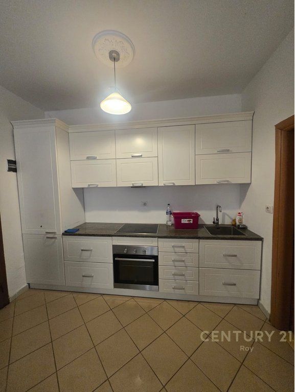 SHITET APARTAMENT 1+1 SHUME PRANE DETIT NE GOLEM !!!
