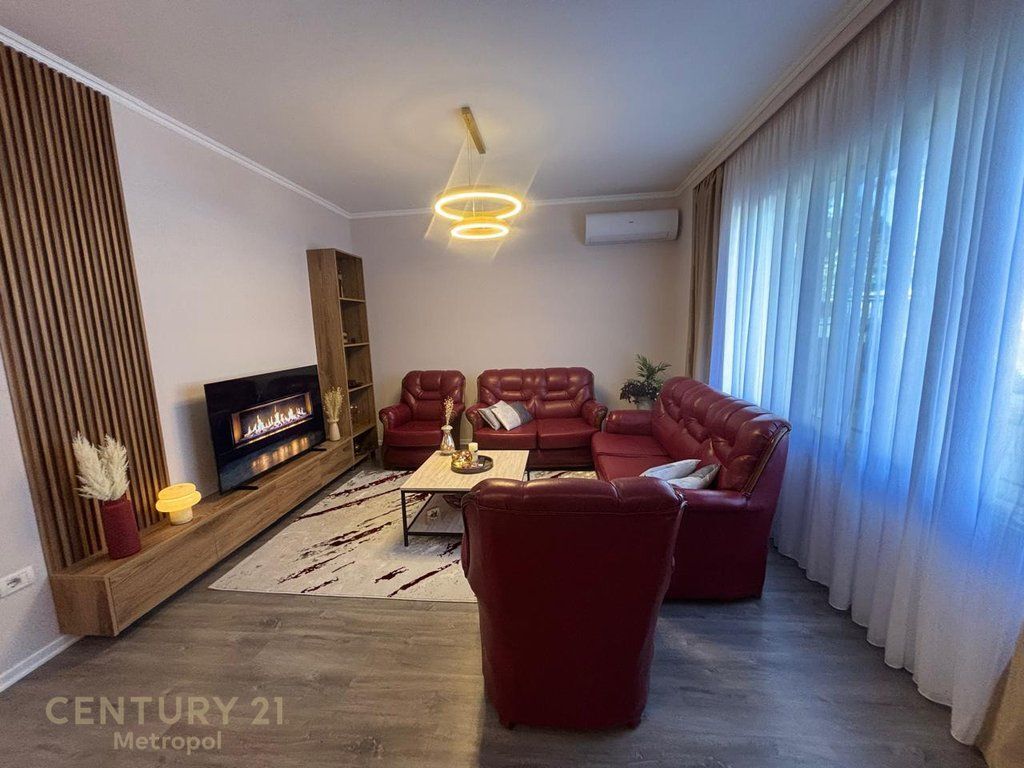 APARTMENT FOR RENT – PAS LAKE VIEW