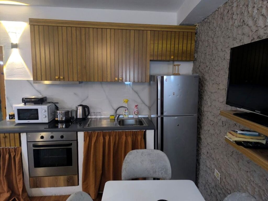 APARTMENT 1+1 80,000 LEKE CENTER