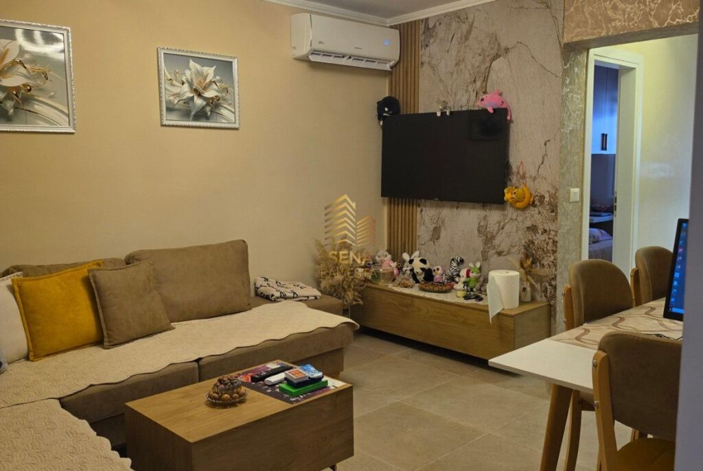 Shitet, Apartament 2+1+Blk, I adaptuar, Rruga e Elbasanit, 15.300.000 Leke