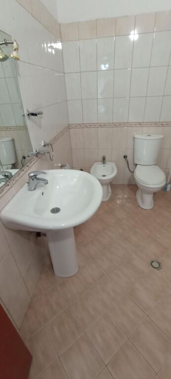 Rent | Apartament 2 + 1 | Komuna Parisit | 650 €/month