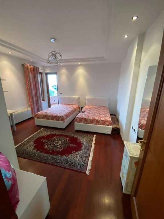 APARTAMENT ME QERA 4+3+3 BLLOK 350.000 LEKE FH-97032