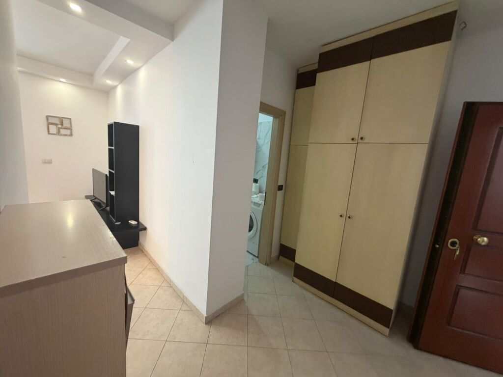 Apartament me qera 1+1 📍Vasil Shanto, prane shkolles Vasil Shanto