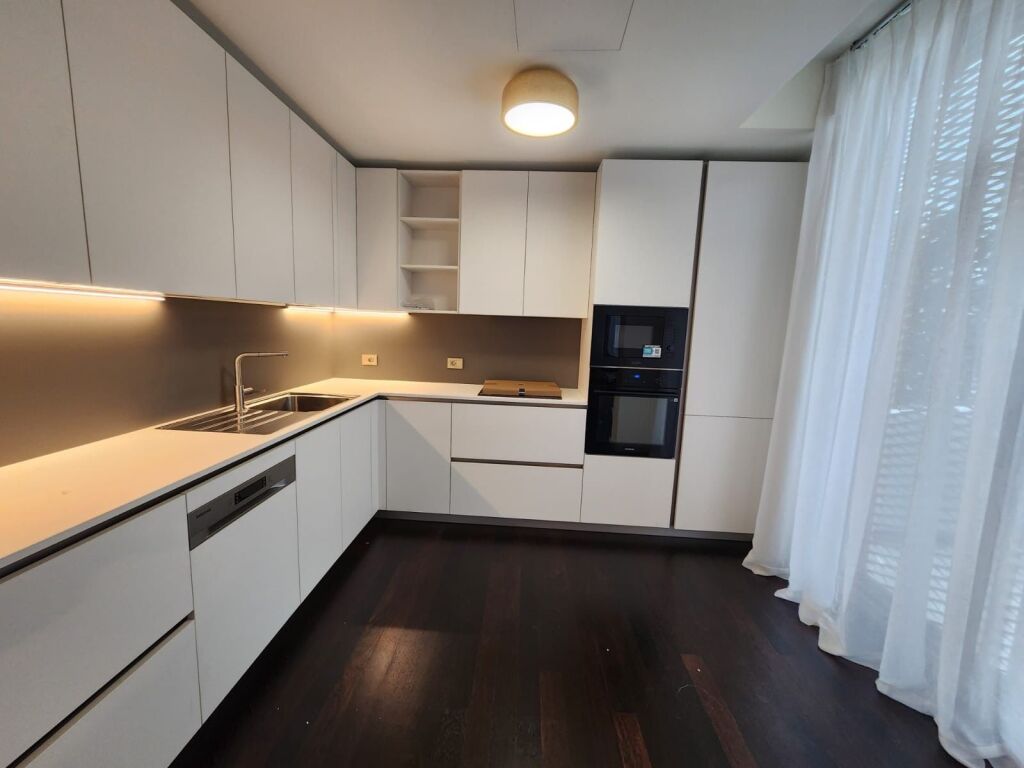 Apartament 2+1 me qira prane Coin!