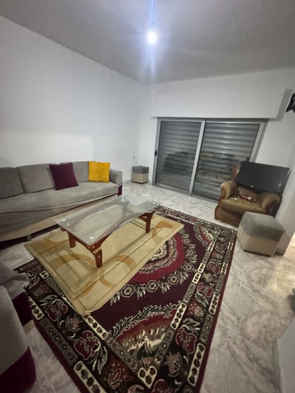 Jepet 2+1 me qira – Durrës!