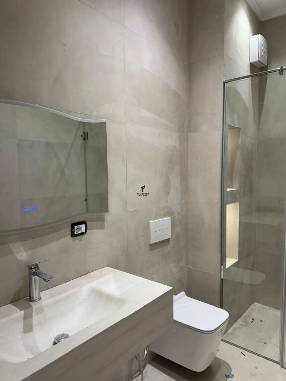 APARTAMENT ME QERA 1+1 RRUGA E KAVAJES 40.000 LEKE FH-97089