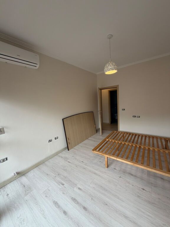 Apartment 3+1+2 for office rent is given at the Paris Municipality .