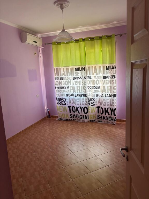 Shitet Apartament 2+1 ne Shkoze!