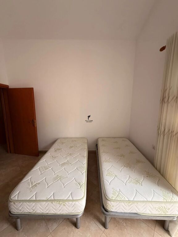 APARTAMENT ME QERA 2+1 KODRA E DIELLIT 60.000 LEKE FH-97070