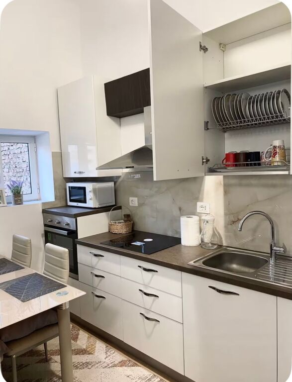 Jepet Me Qera Apartament 1+1+1 Ballkon