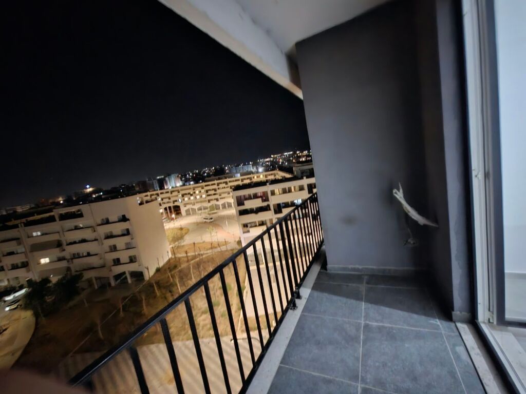 Affittasi Appartamento 2+1+1 con Balcone