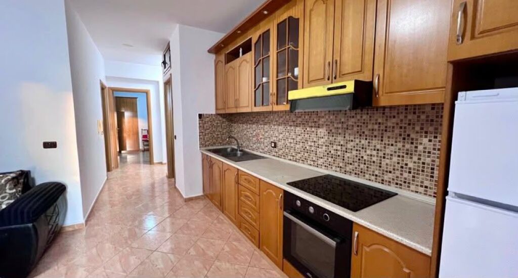 Apartament me qira 2+1+2, Lungomare