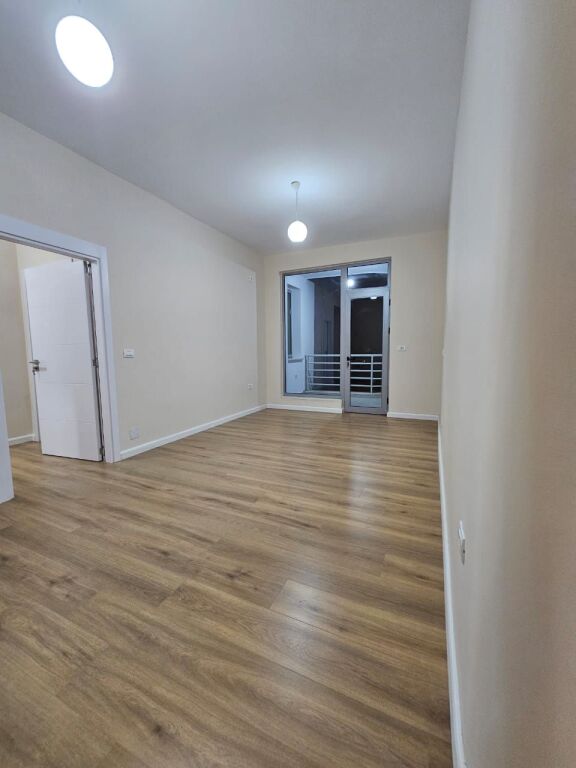 Shitje | Apartament 1 + 1 | Rruga e Kavajës | 163000 €
