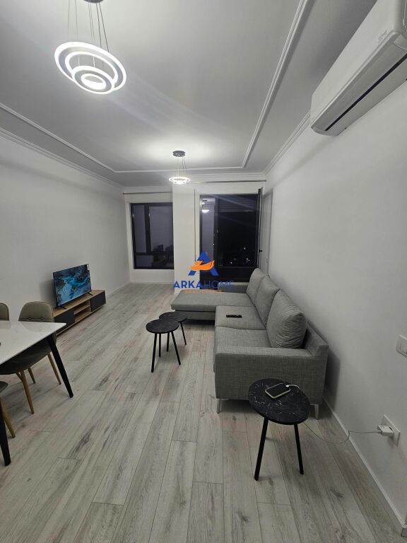 APPARTAMENTO IN AFFITTO 2+1+BALCONE " VIA 5 MAGGIO " 65.000 LEKE