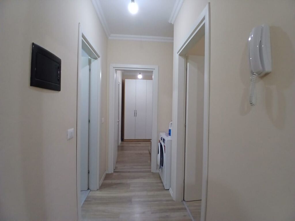 Affittasi Appartamento 2+1+1 con Balcone